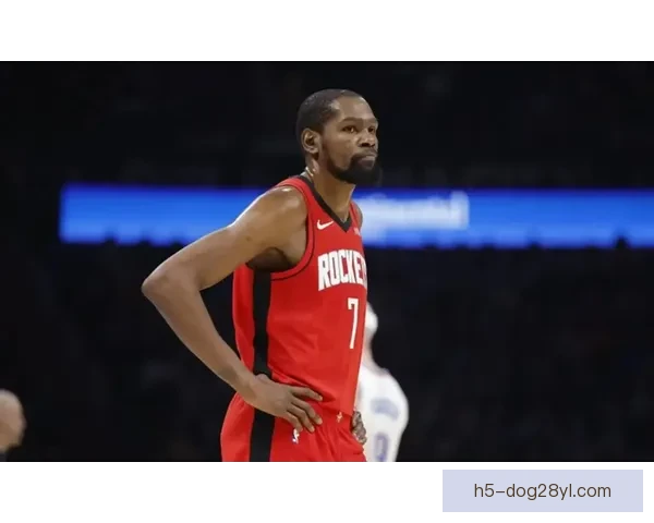 杜兰特回应小号风波称专注比赛